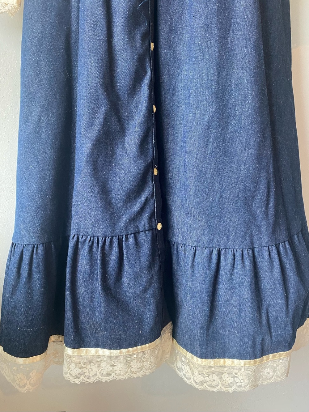 Gunne Sax Vintage 70’s
Prairie Dress Denim Festival
Western Cottagecore - Picture 13 of 17